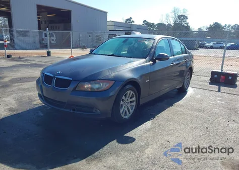 2007 BMW 328Xi z USA, uszkodzony, nr VIN WBAVC73587KP33213